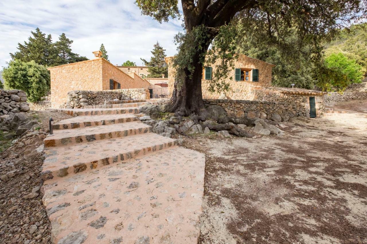 Agroturismo Son Alzines Lluc Esterno foto