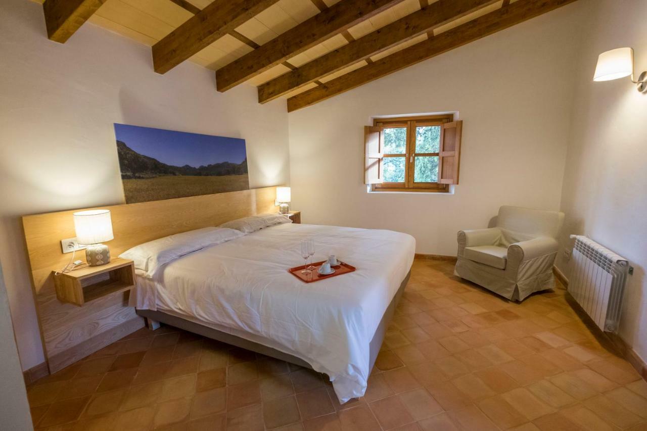 Agroturismo Son Alzines Lluc Esterno foto