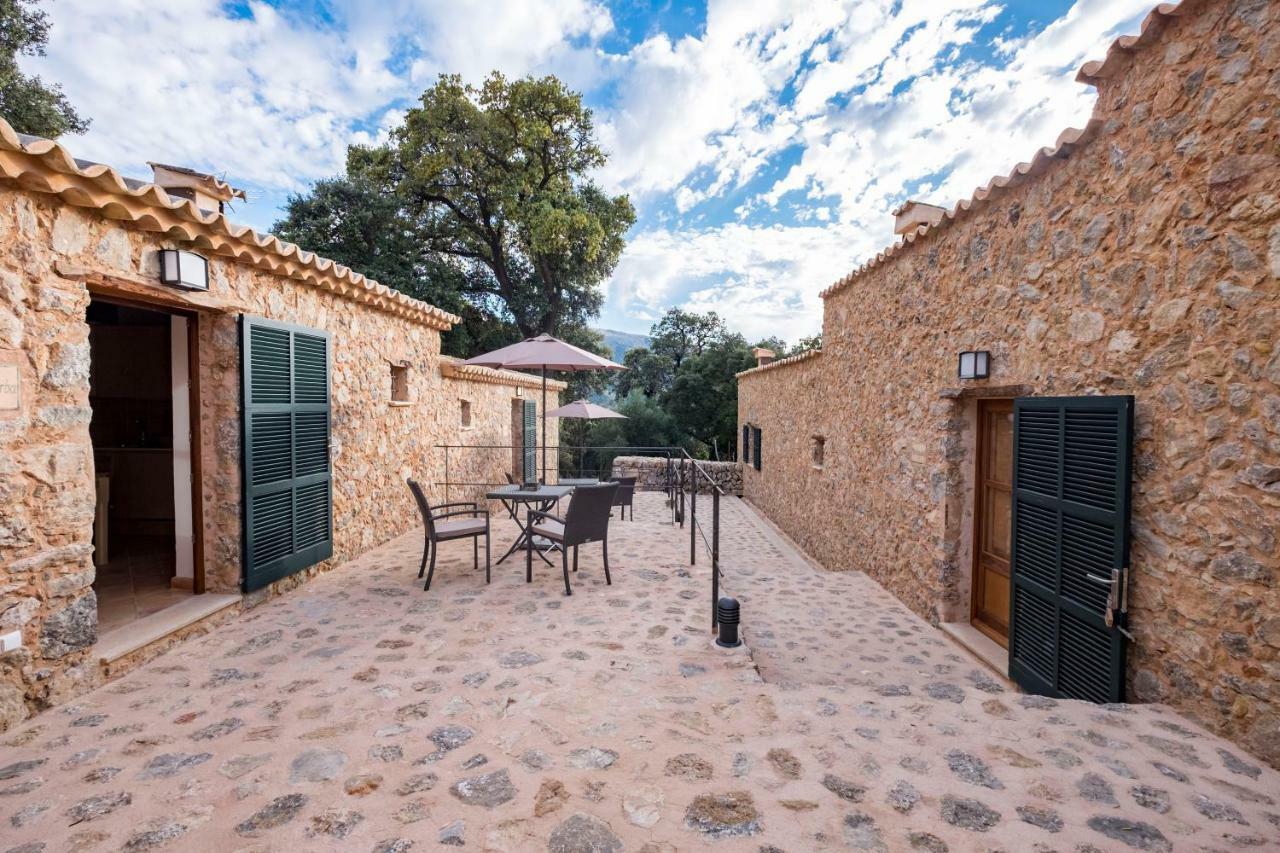 Agroturismo Son Alzines Lluc Esterno foto