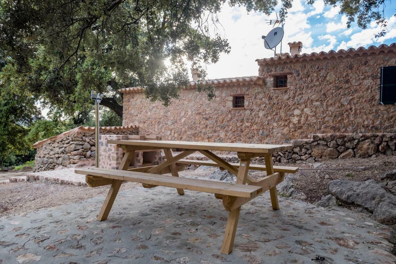 Agroturismo Son Alzines Lluc Esterno foto