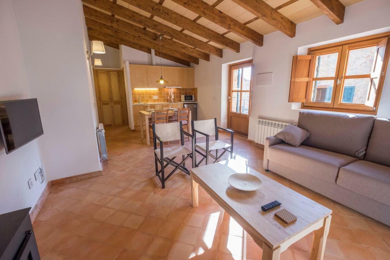 Agroturismo Son Alzines Lluc Esterno foto