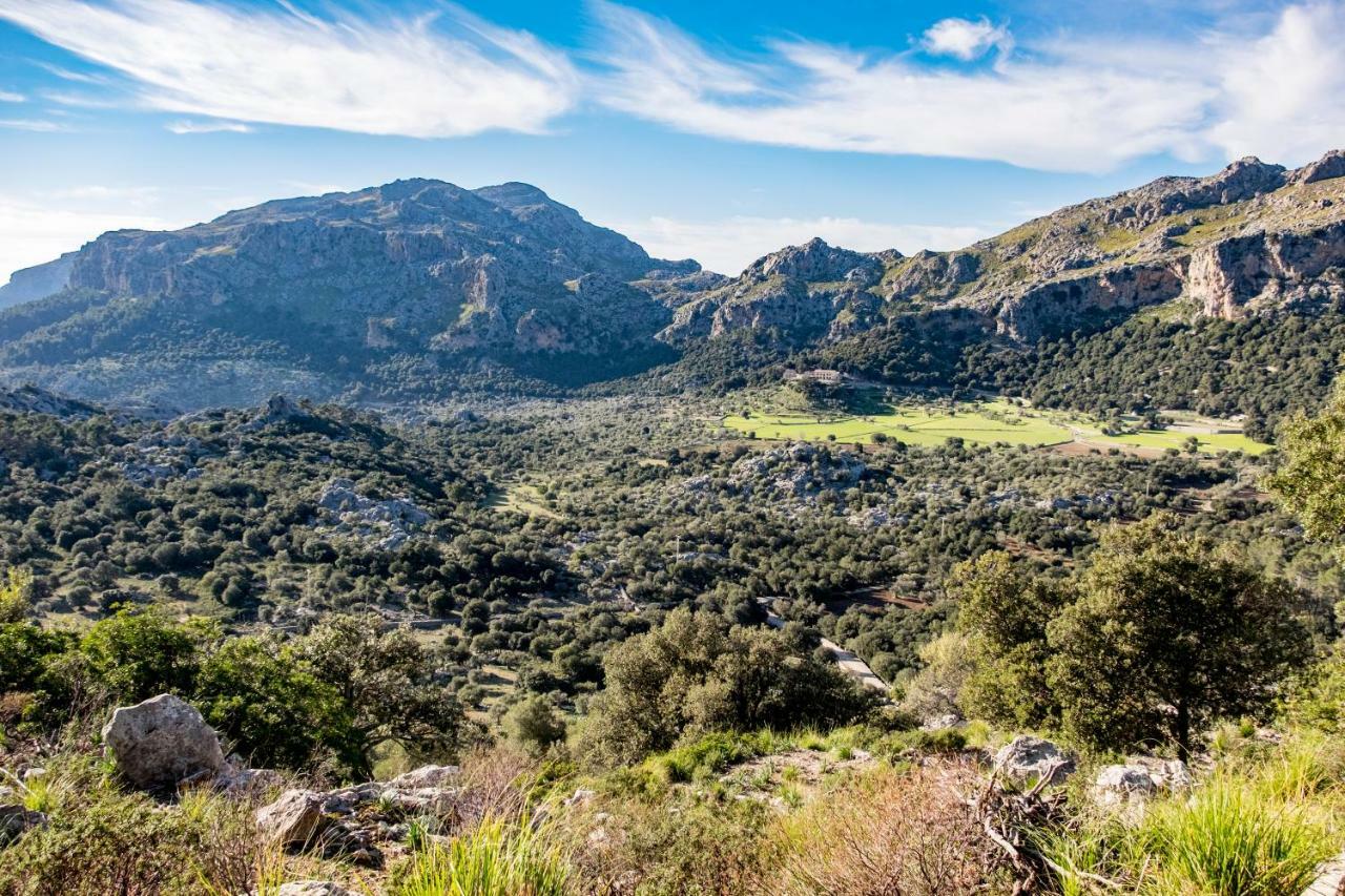 Agroturismo Son Alzines Lluc Esterno foto