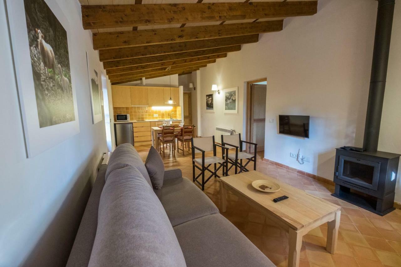 Agroturismo Son Alzines Lluc Esterno foto