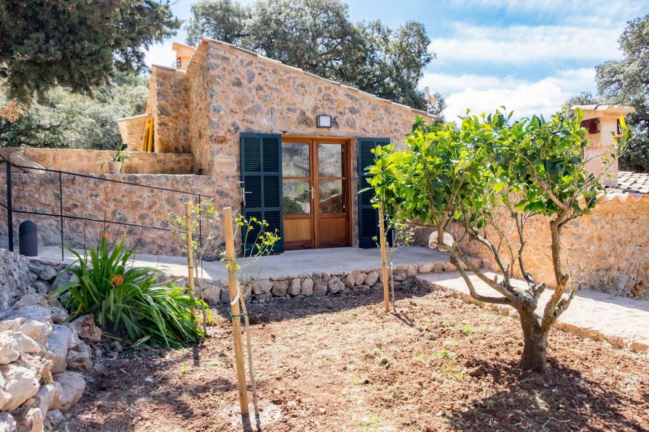 Agroturismo Son Alzines Lluc Esterno foto
