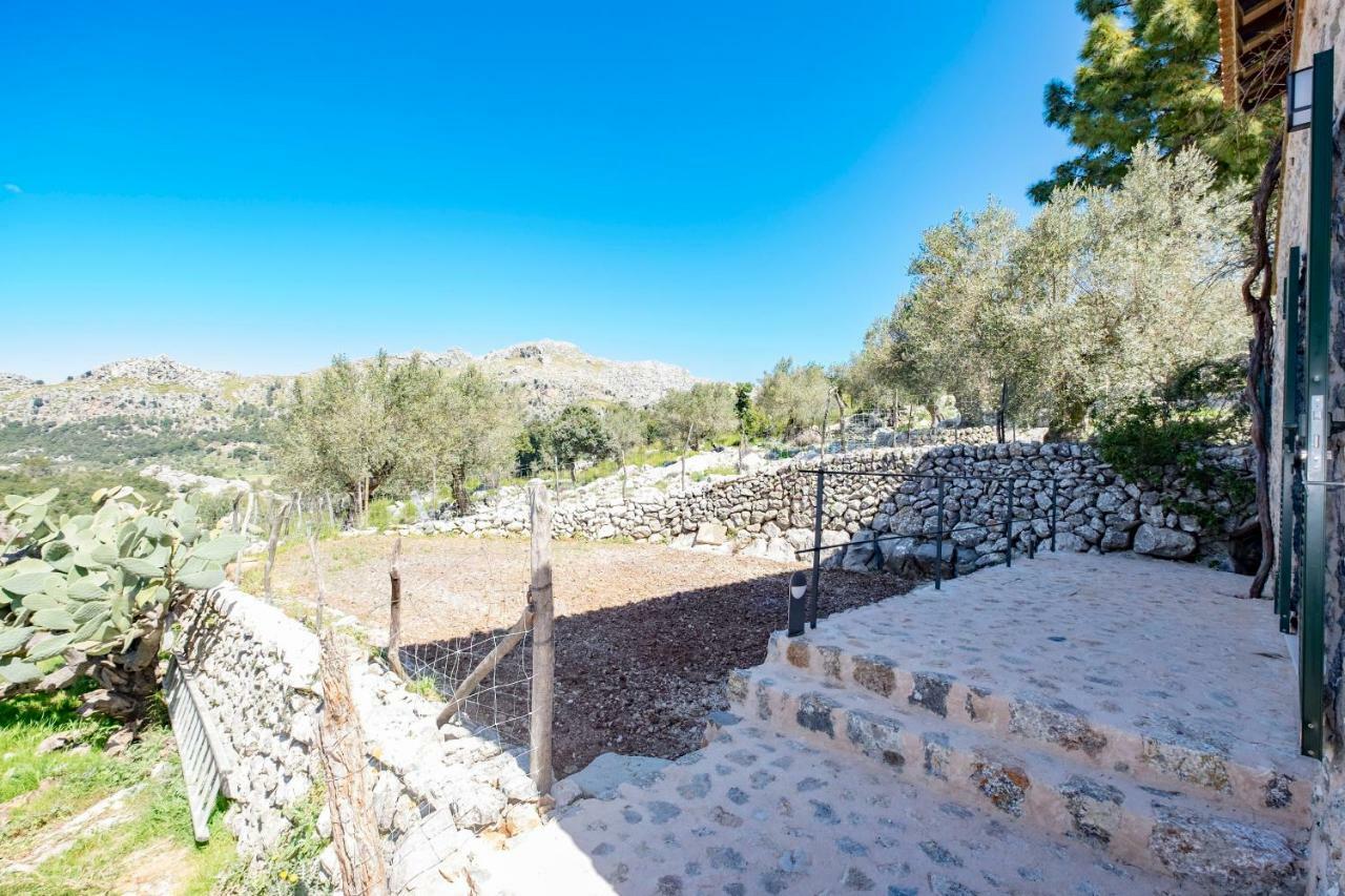 Agroturismo Son Alzines Lluc Esterno foto