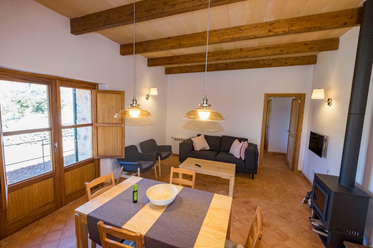 Agroturismo Son Alzines Lluc Esterno foto