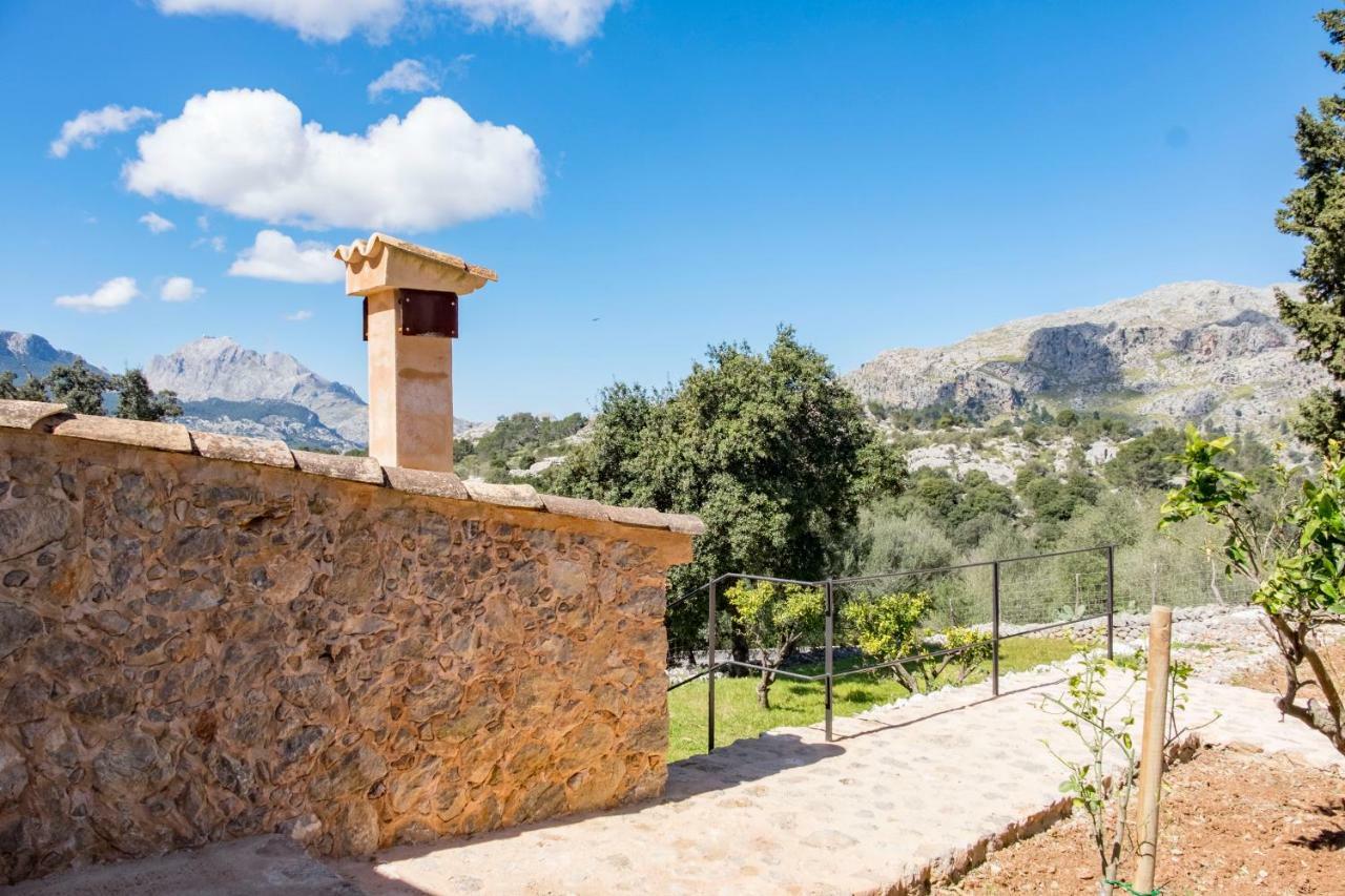 Agroturismo Son Alzines Lluc Esterno foto